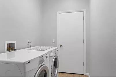 8937 Olde Hickory Avenue, Sarasota, FL 34238 - Photo 31