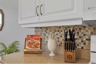 8937 Olde Hickory Avenue, Sarasota, FL 34238 - Photo 21