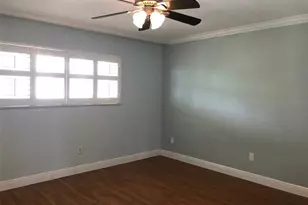 301 S Gulfstream Ave, Sarasota, FL 34236 - Photo 11