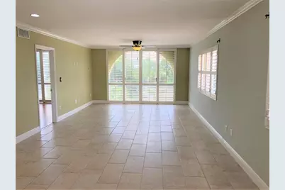 301 S Gulfstream Avenue #301, Sarasota, FL 34236 - Photo 7