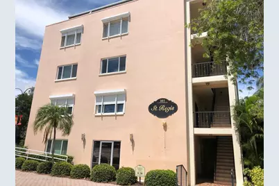 301 S Gulfstream Avenue #301, Sarasota, FL 34236 - Photo 1