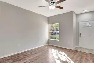 7560 Plantation Cir, Bradenton, FL 34201 - Photo 3