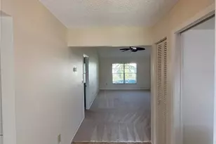 5345 Pamela Wood Way, Sarasota, FL 34233 - Photo 17