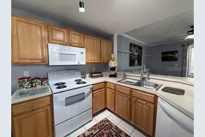 5001 Baraldi Circle #22-212, Sarasota, FL 34235 - Photo 7