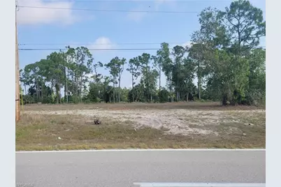 31 Wilmington Parkway, Cape Coral, FL 33993 - Photo 1