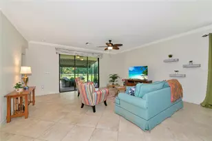 6814 Willowshire Way, Bradenton, FL 34212 - Photo 7