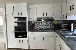 4915 Winged Foot Ave, Sarasota, FL 34234 - Photo 11