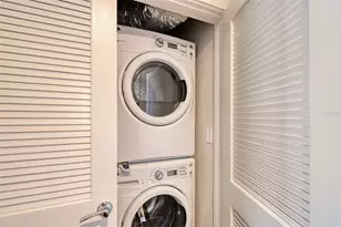 5325 Marina Dr, Bradenton Beach, FL 34217 - Photo 25