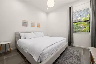 5351 Moeller Ave, Sarasota, FL 34233 - Photo 17