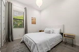 5351 Moeller Ave, Sarasota, FL 34233 - Photo 21