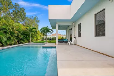 5351 Moeller Avenue, Sarasota, FL 34233 - Photo 25