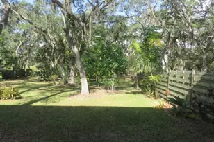 1024 Tara Vista Dr, Sarasota, FL 34232 - Photo 53