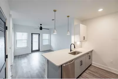 1420 Lakefront Drive #6105, Sarasota, FL 34240 - Photo 5