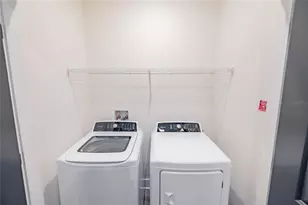 1420 Lakefront Dr, Sarasota, FL 34240 - Photo 15