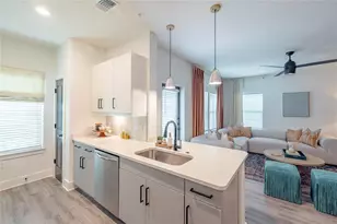 1420 Lakefront Dr, Sarasota, FL 34240 - Photo 5