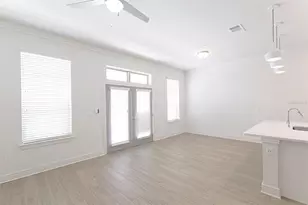 1420 Lakefront Dr, Sarasota, FL 34240 - Photo 11