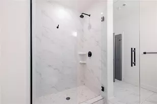 1420 Lakefront Dr, Sarasota, FL 34240 - Photo 27