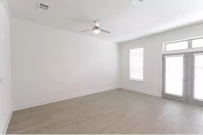 1420 Lakefront Drive #TH-104, Sarasota, FL 34240 - Photo 9