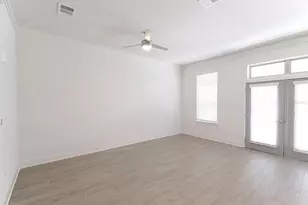 1420 Lakefront Dr, Sarasota, FL 34240 - Photo 9