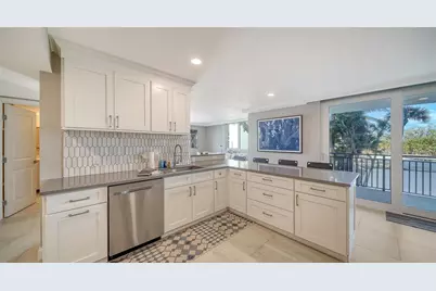 4822 Ocean Boulevard #2F, Sarasota, FL 34242 - Photo 5