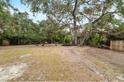 3200 Tobero Lane, Sarasota, FL 34235 - Photo 21
