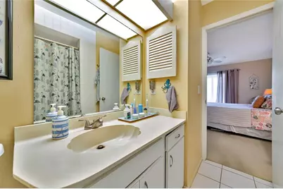 535 Spring Lakes Boulevard, Bradenton, FL 34210 - Photo 31