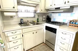 6625 Massachusetts St, Bradenton, FL 34207 - Photo 7