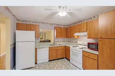 123 Pinehurst Drive #123, Bradenton, FL 34210 - Photo 7