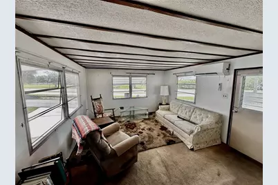 154 Maui Drive, Palmetto, FL 34221 - Photo 5