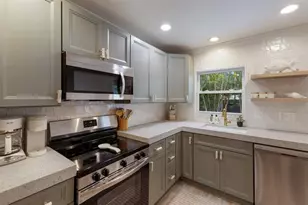 205 82nd St, Holmes Beach, FL 34217 - Photo 13