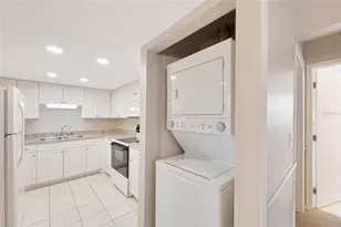1210 56th St W, Bradenton, FL 34209 - Photo 11