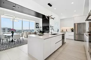 301 Quay Commons, Sarasota, FL 34236 - Photo 7