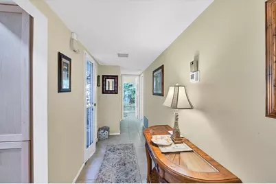 3990 Overlook Bend #19, Sarasota, FL 34232 - Photo 5