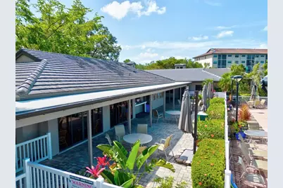 1447 Landings Circle #68, Sarasota, FL 34231 - Photo 57