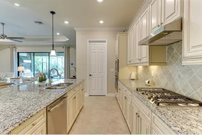 17467 Hickok Belt Loop, Lakewood Ranch, FL 34211 - Photo 55