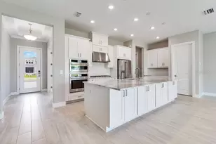 26908 Victoria Pl, Punta Gorda, FL 33955 - Photo 3