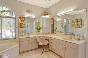 746 Plymouth St, Sarasota, FL 34242 - Photo 25