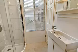 746 Plymouth St, Sarasota, FL 34242 - Photo 41