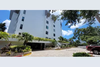 1200 E Peppertree Lane #305, Sarasota, FL 34242 - Photo 1