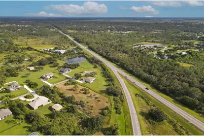 7820 235th Street E, Myakka City, FL 34251 - Photo 13