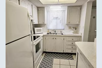 3528 Lake Bayshore Drive #K-115, Bradenton, FL 34205 - Photo 3