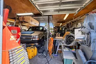 2202 21st St W, Bradenton, FL 34205 - Photo 27