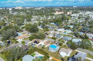 2202 21st St W, Bradenton, FL 34205 - Photo 37