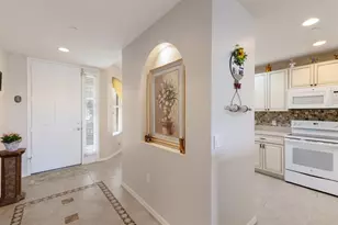 8414 Wethersfield Run, Lakewood Ranch, FL 34202 - Photo 5