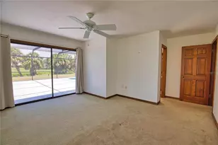 3837 Torrey Pines Blvd, Sarasota, FL 34238 - Photo 9