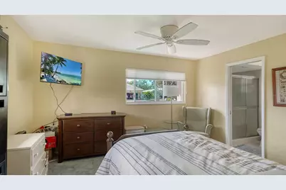 3278 Village Green Drive #1024, Sarasota, FL 34239 - Photo 33