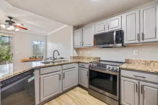 5552 Bentgrass Dr, Sarasota, FL 34235 - Photo 7