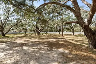 1228 Wagon Wheel Dr, Sarasota, FL 34240 - Photo 15