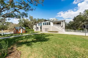 1228 Wagon Wheel Dr, Sarasota, FL 34240 - Photo 43