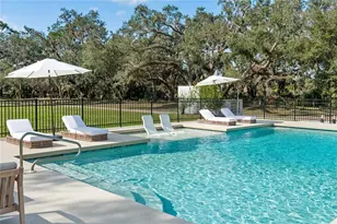 1228 Wagon Wheel Dr, Sarasota, FL 34240 - Photo 7